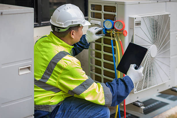 Professional Emergency Hvac Repair technician working in Cedar Grove, WI